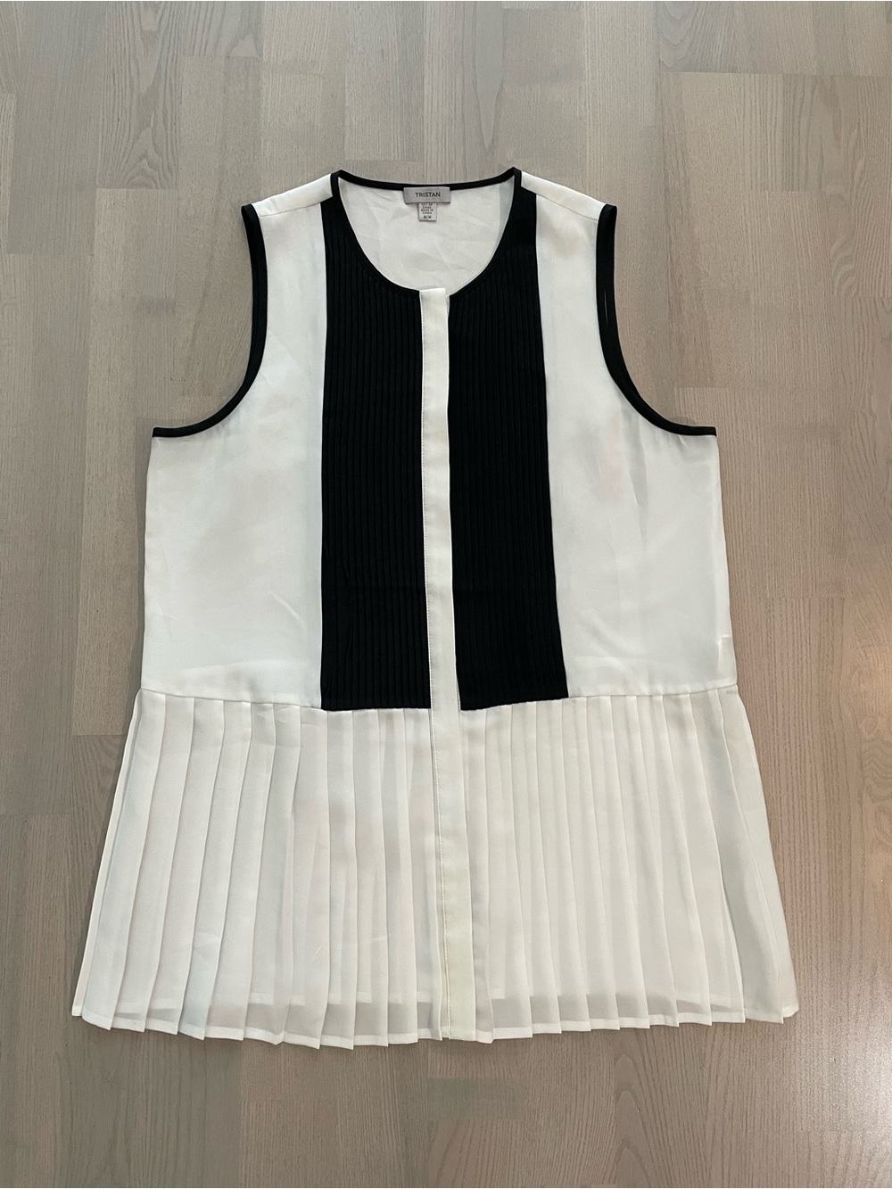 Tristan Colorblock Black & White Pleated Sleeveless Tank Top